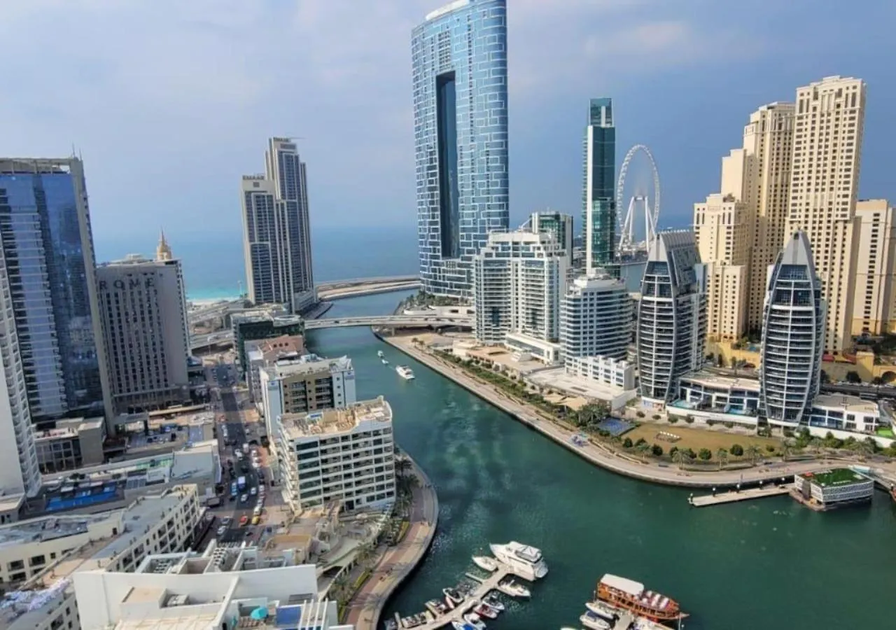 Dubai Marina Walk Gem Modern Apartments With Pool & Gym Access, Steps To Beach & Metro Managed By Sunnyhomes アラブ首長国連邦