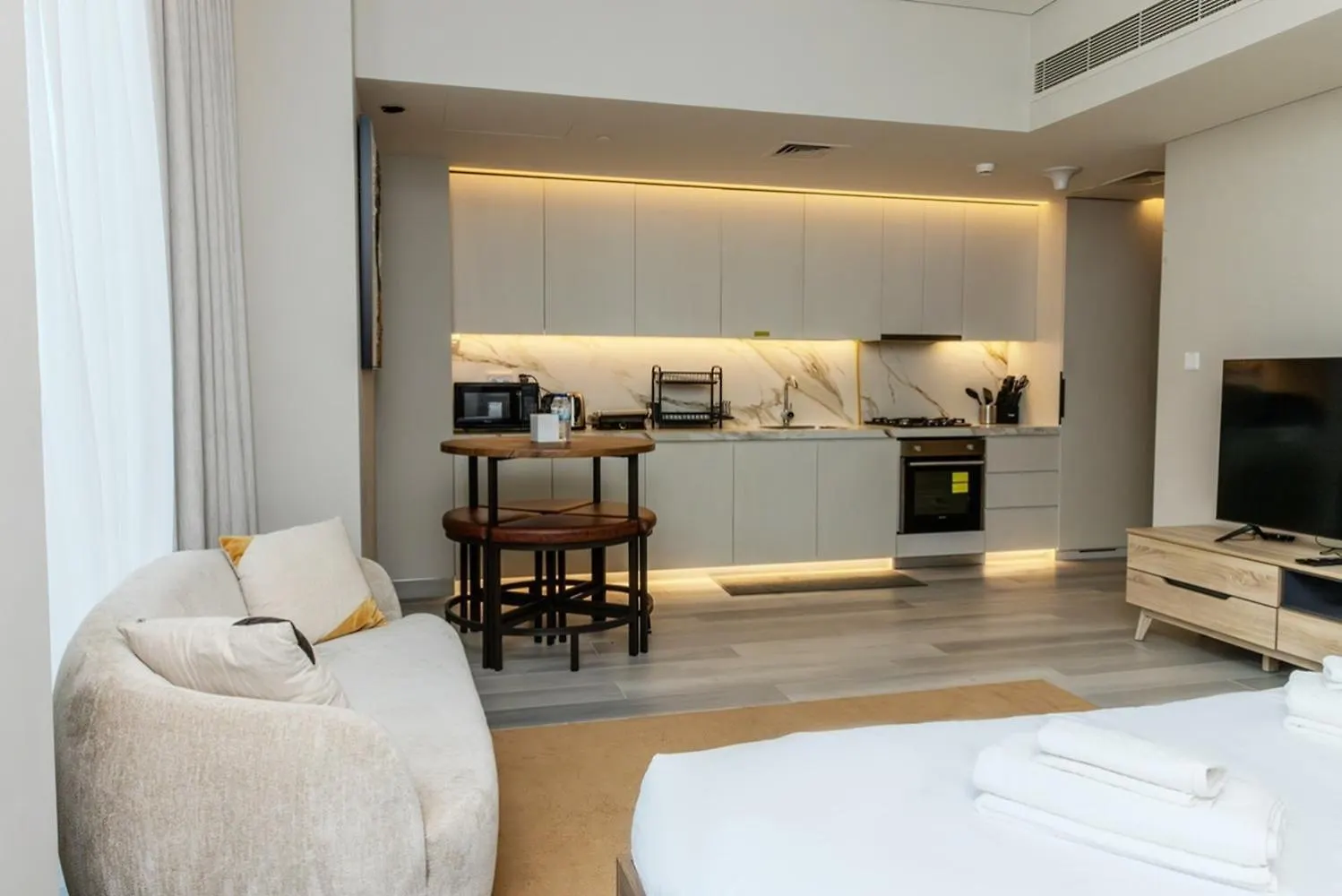 Dubai Marina Walk Gem Modern Apartments With Pool & Gym Access, Steps To Beach & Metro Managed By Sunnyhomes
