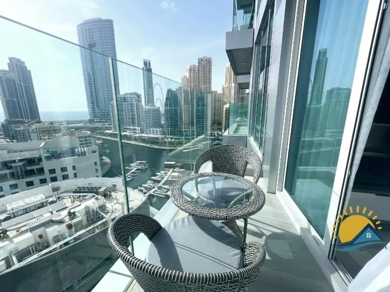 Dubai Marina Walk Gem Modern Apartments With Pool & Gym Access, Steps To Beach & Metro Managed By Sunnyhomes アラブ首長国連邦