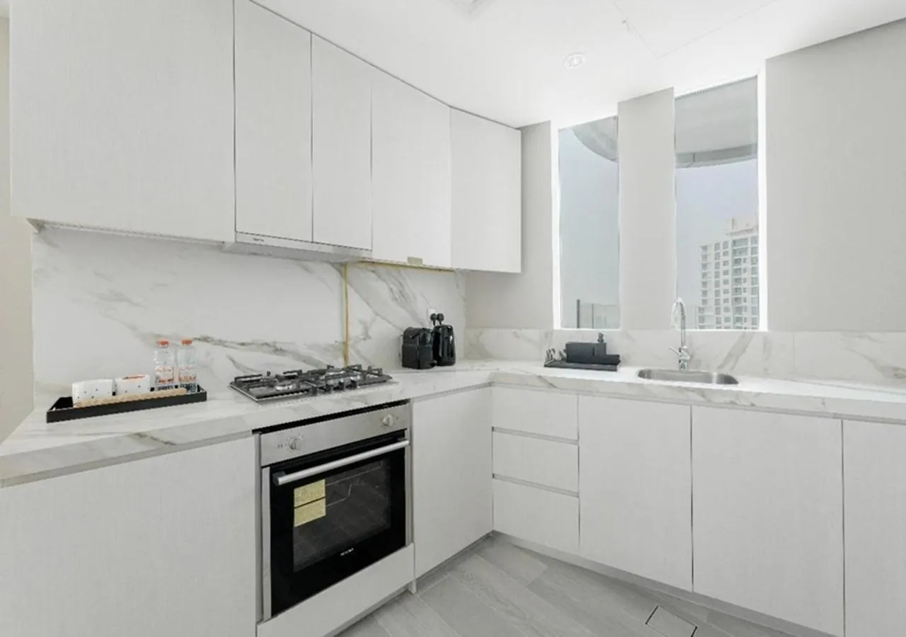 Dubai Marina Walk Gem Modern Apartments With Pool & Gym Access, Steps To Beach & Metro Managed By Sunnyhomes