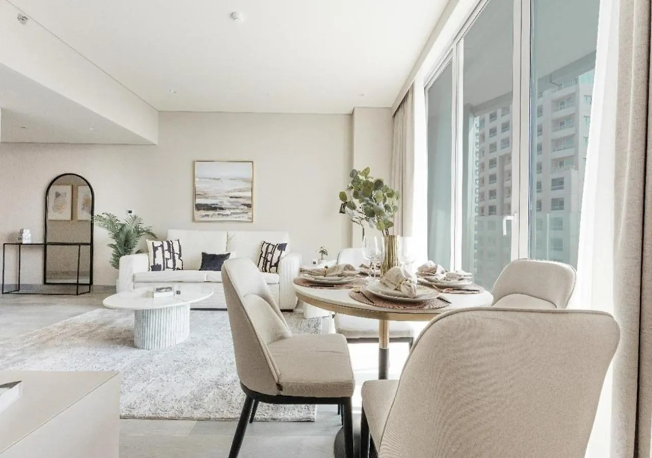 Dubai Marina Walk Gem Modern Apartments With Pool & Gym Access, Steps To Beach & Metro Managed By Sunnyhomes アラブ首長国連邦
